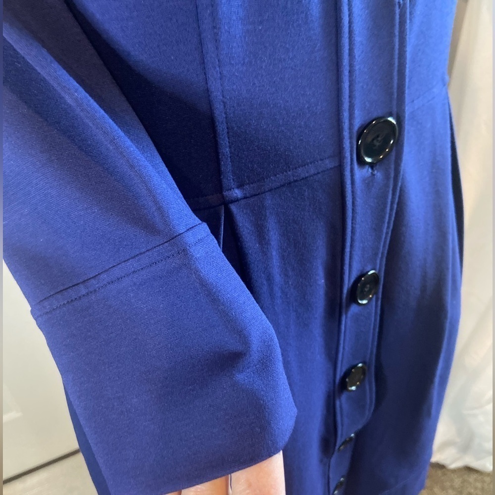 Talbots~Navy Blue~Mid-Weight~Ponte Knit~Button Down~Midi Dress~Pockets~Size 10 - Picture 6 of 16